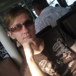 Толик, Москва