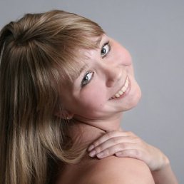 Ашхен, Санкт-Петербург